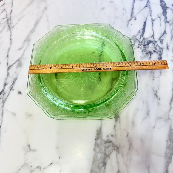 4 Uranium/Vaseline Depression Glass dinner plates 1930's Anchor Hocking - Picture 12 of 17